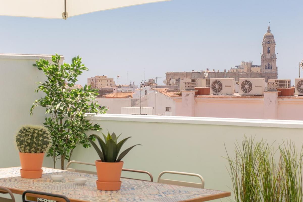 C56 - Studio With Amazing Terrace In The Centre Málaga Eksteriør billede