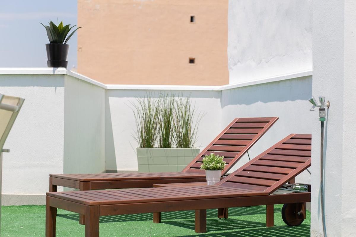 C56 - Studio With Amazing Terrace In The Centre Málaga Eksteriør billede